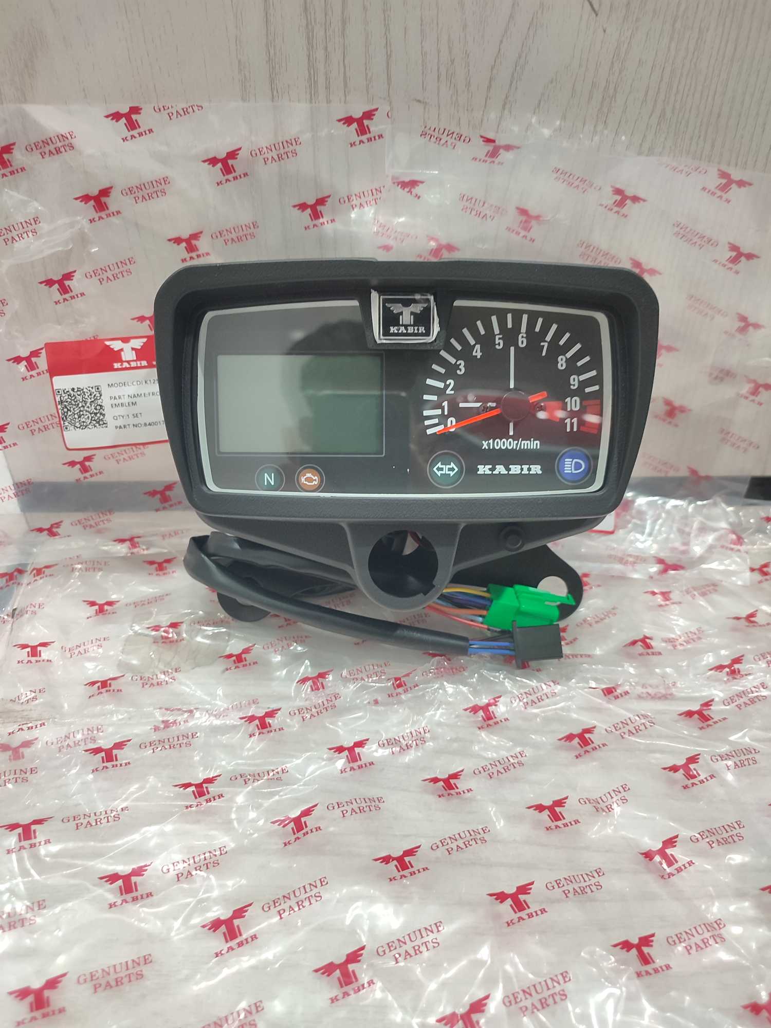 کیلومتر نیمه دیجیتال کبیر( اصلی شرکت کارخانه کبیر موتور)