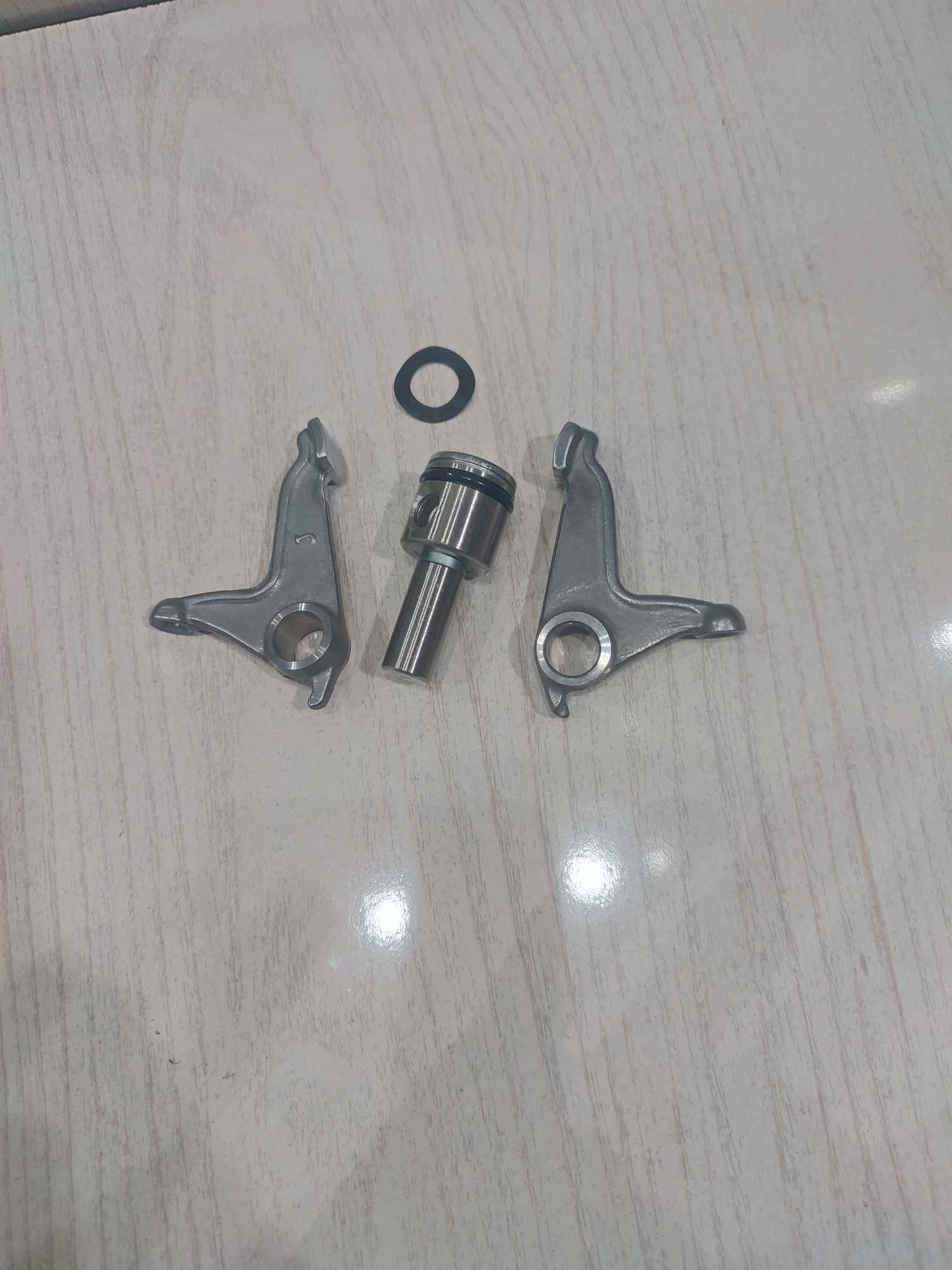 انگشتی سیلندر به همراه شفت کیفیت خارجی قابل نصب بروی تمامی موتورسیکلت ها