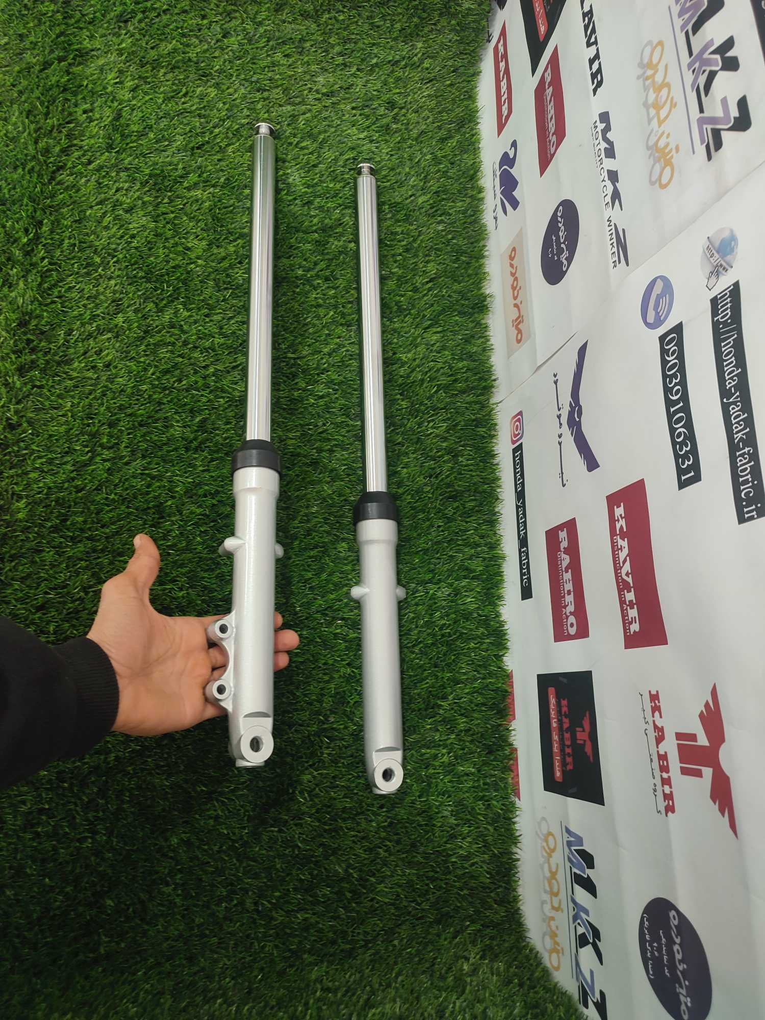 کمک جلو دیکسی کیفیت وارداتی قابل نصب بروی تمامی موتورسیکلت ها