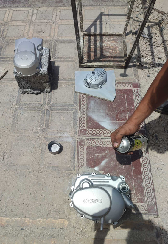 اسپری رنگ نسوز انجین هندا الوان تهران مناسب برای رنگ انجین قاب زنجیر پوسته کمک