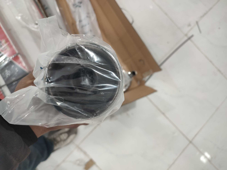 اگزوز هندا ۱۲۵ نوین پر کیفیت آبکاری ۲۰ دست صدای بسیار زیبا مناسب برای تمامی موتورسیکلت ها